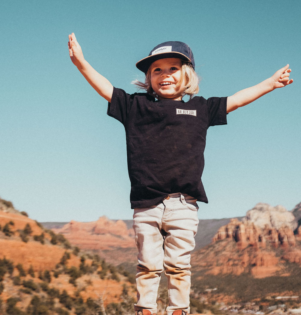 Go Outside Tee - Black - Sawyer